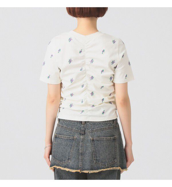 Ray BEAMS 「フラワー 刺繍 シャーリング Tシャツ / 26SS 花柄 洗える コンパクトTシャツ」|Tシャツ・カットソー|