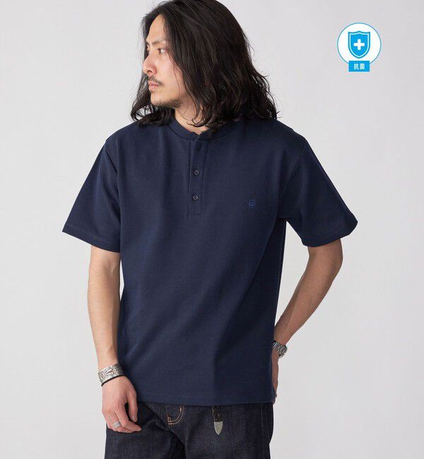 SHIPS「【WEB限定】SHIPS:〈手洗い可能/抗菌/防臭〉ワンポイント ロゴ バーズアイ ヘンリーネック Tシャツ」|Tシャツ・カットソー|ネイビー