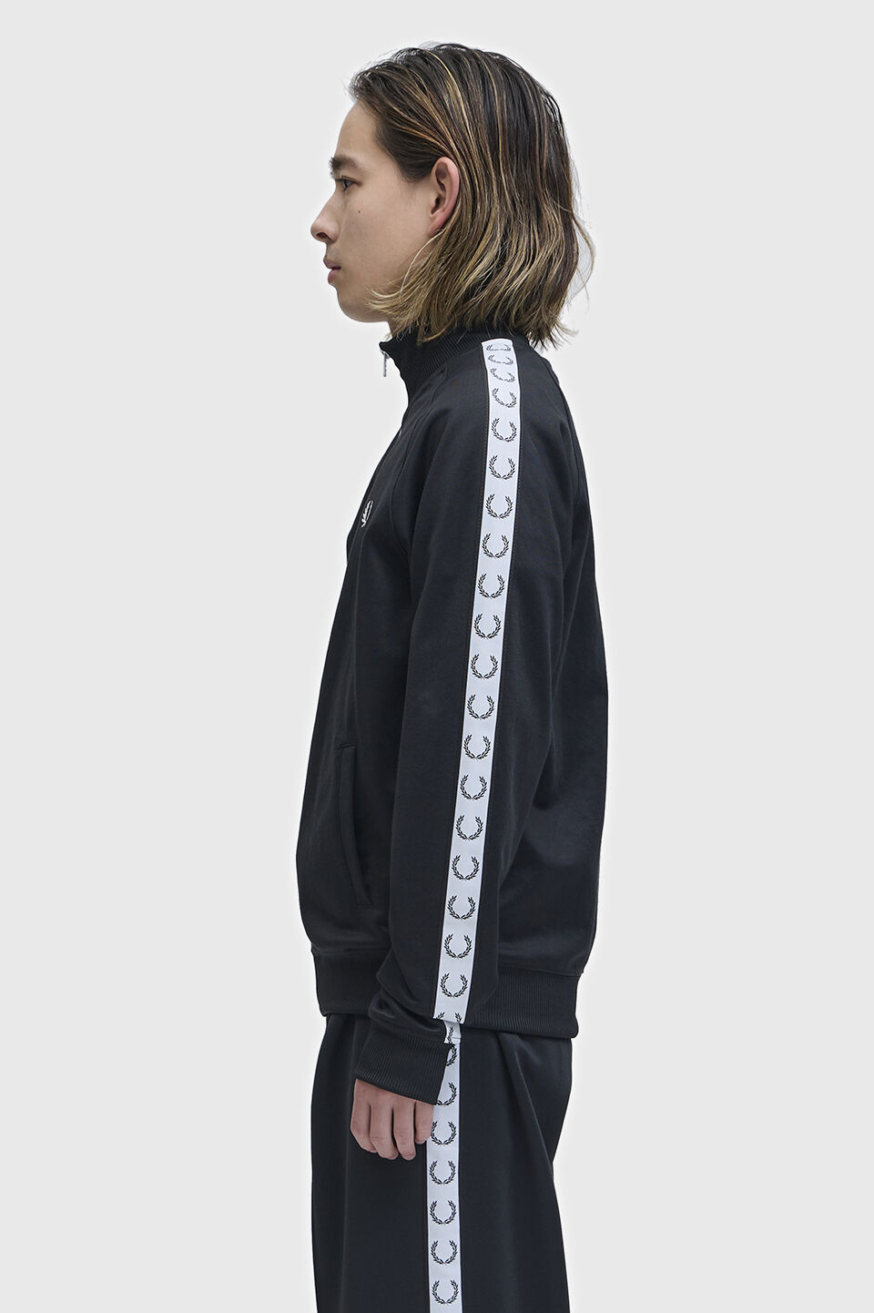 FRED PERRY 「FRED PERRY／Taped Track Jacket／フレッドペリートラックジャケット」|スウェット・ジャージ|