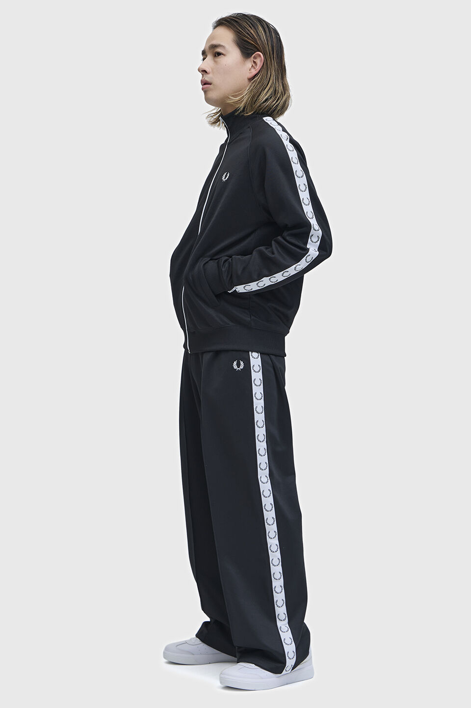 FRED PERRY 「FRED PERRY／Taped Track Jacket／フレッドペリートラックジャケット」|スウェット・ジャージ|