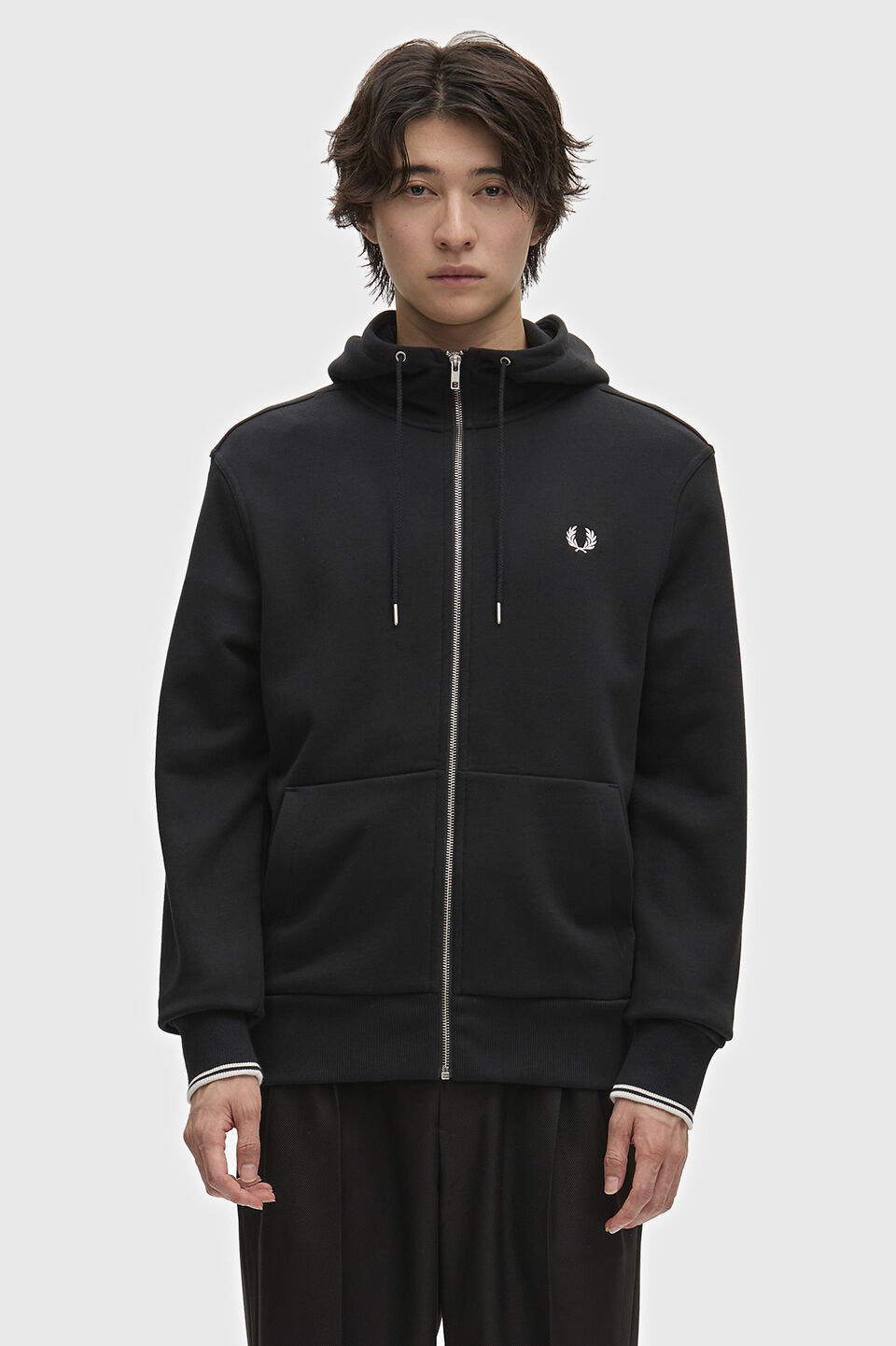 FRED PERRY 「FRED PERRY／Hooded Zip Through Sweatshirt／フードジップアップパーカー」|スウェット・ジャージ|
