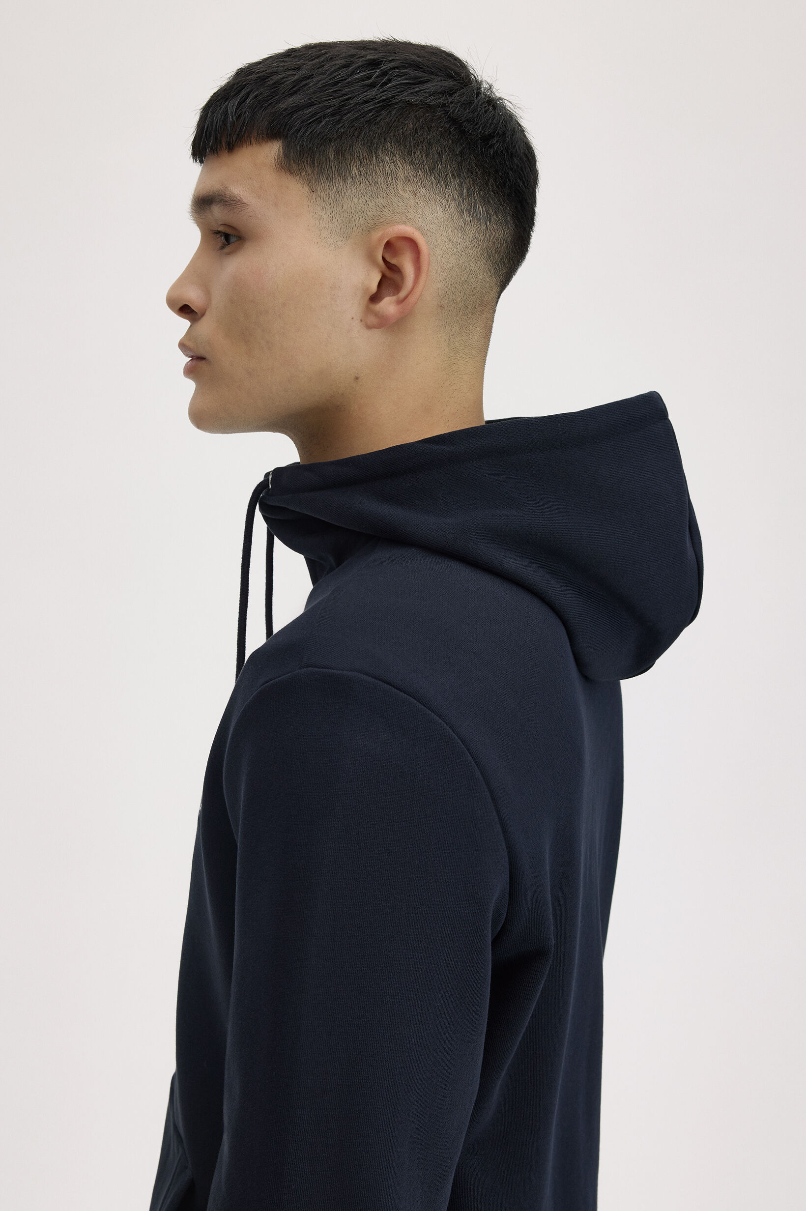 FRED PERRY 「FRED PERRY／Hooded Zip Through Sweatshirt／フードジップアップパーカー」|スウェット・ジャージ|