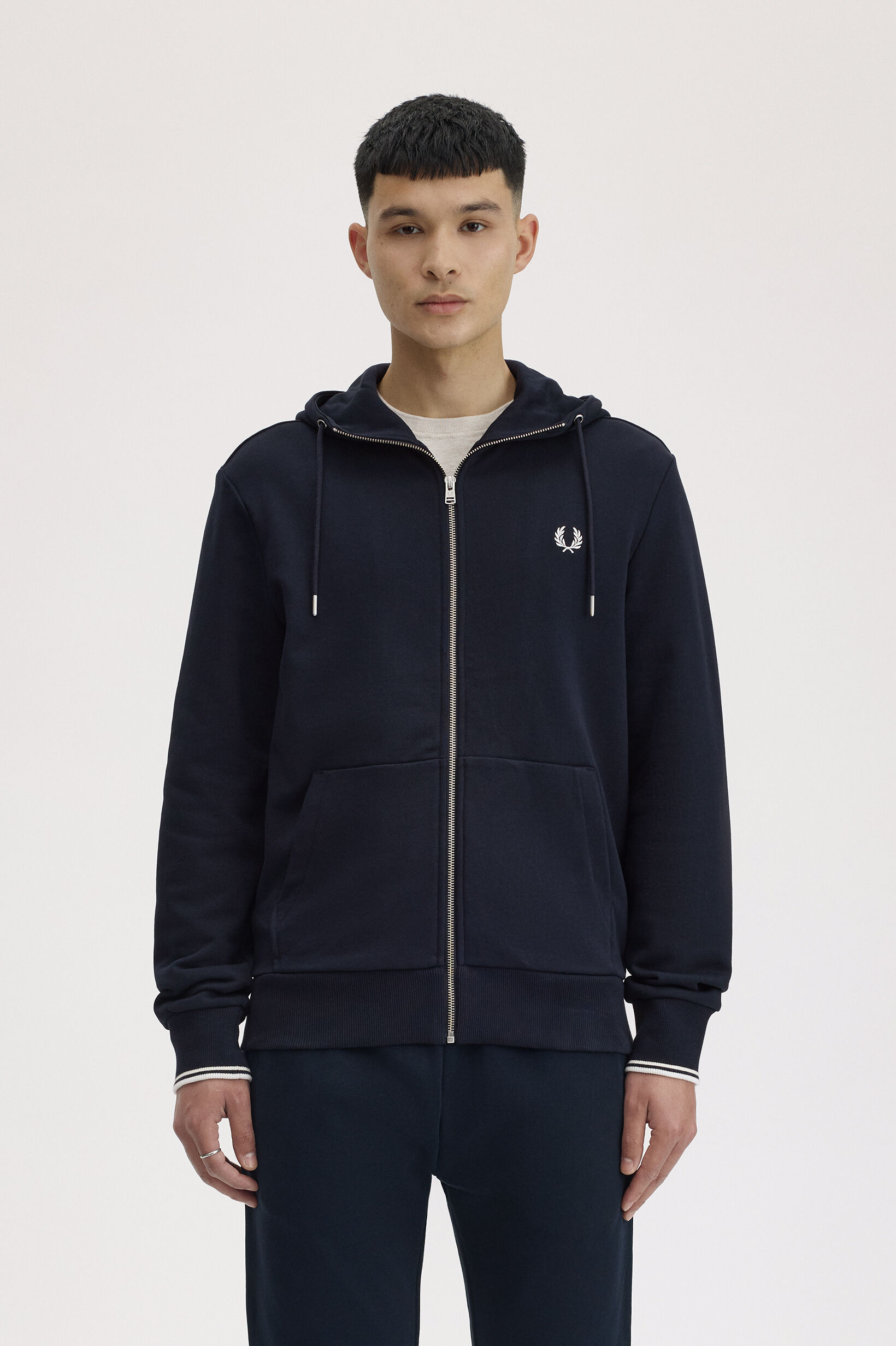 FRED PERRY 「FRED PERRY／Hooded Zip Through Sweatshirt／フードジップアップパーカー」|スウェット・ジャージ|