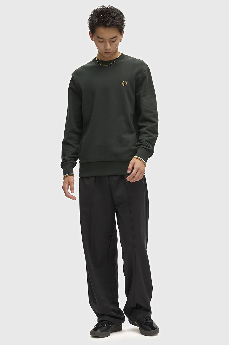 FRED PERRY 「FRED PERRY／Crew Neck Sweatshirt／フレッドペリースウェットシャツ」|Tシャツ・カットソー|