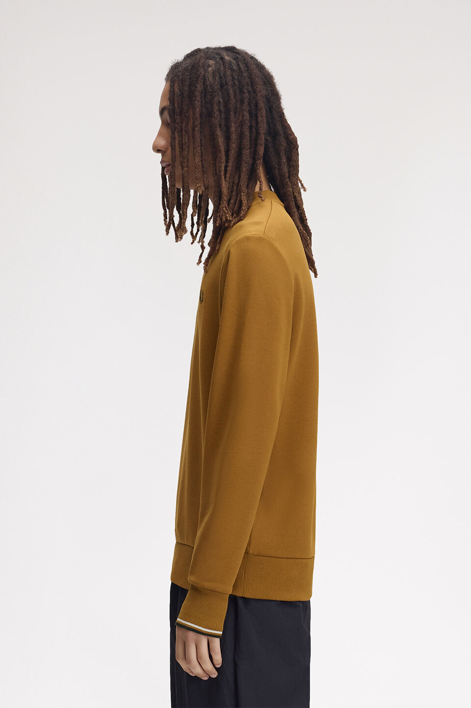 FRED PERRY 「FRED PERRY／Crew Neck Sweatshirt／フレッドペリースウェットシャツ」|Tシャツ・カットソー|
