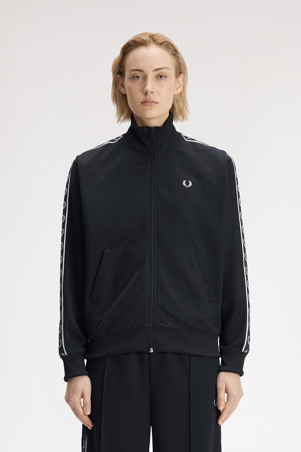 FRED PERRY 「Taped Track Jacket／フレッドペリートラックジャケット」|スウェット・ジャージ|