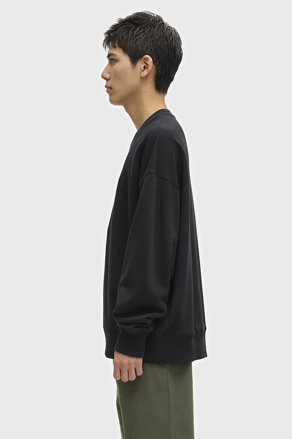 FRED PERRY 「FRED PERRY／Oversized Tipped Sweatshirt／オーバーサイズティップドスウェット」|スウェット・ジャージ|