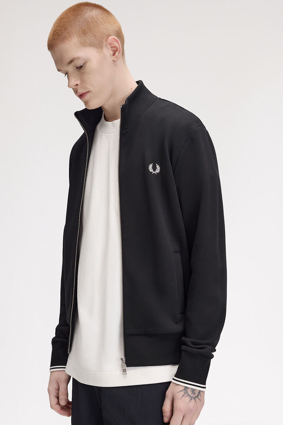 FRED PERRY 「FRED PERRY／Zip Through Sweatshirt／ジップスルースウェット」|スウェット・ジャージ|