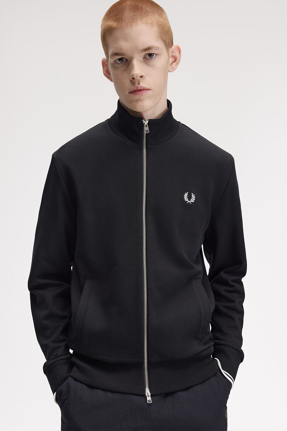 FRED PERRY 「FRED PERRY／Zip Through Sweatshirt／ジップスルースウェット」|スウェット・ジャージ|