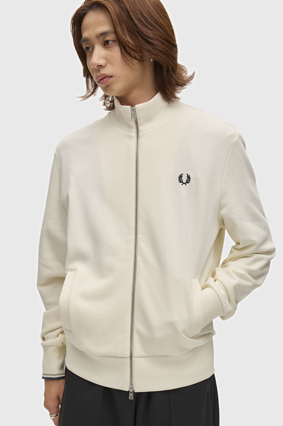 FRED PERRY 「FRED PERRY／Zip Through Sweatshirt／ジップスルースウェット」|スウェット・ジャージ|ECRU