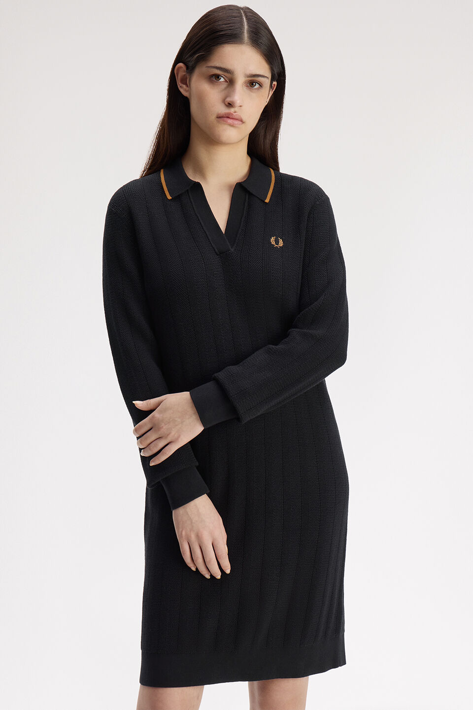 FRED PERRY 「FRED PERRY／Textured Knitted Shirt Dress／テクスチャードニットシャツワンピース」|ワンピース|