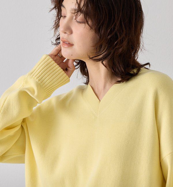  「【A・MONN】【EC・店舗限定色あり】Vネックニットプルオーバー」|ニット・セーター|イエロー
