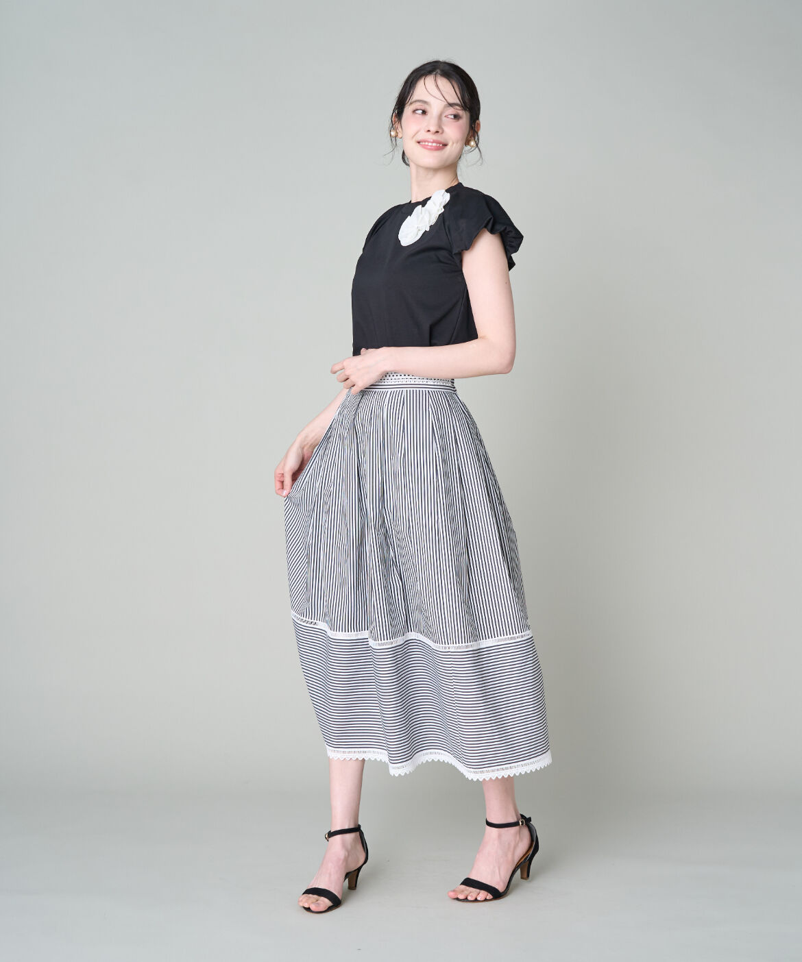 Maglie le cassetto「《大きいサイズ》 フラワーバルーンスリーブTシャツ」|Tシャツ・カットソー|