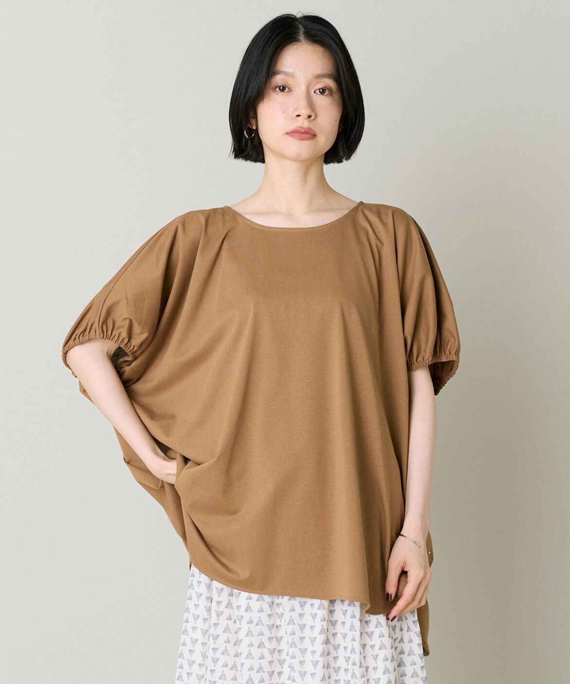 DAY by DAY it&rsquo;s international「ギャザー袖カットプルオーバー」|Tシャツ・カットソー|キャメル1