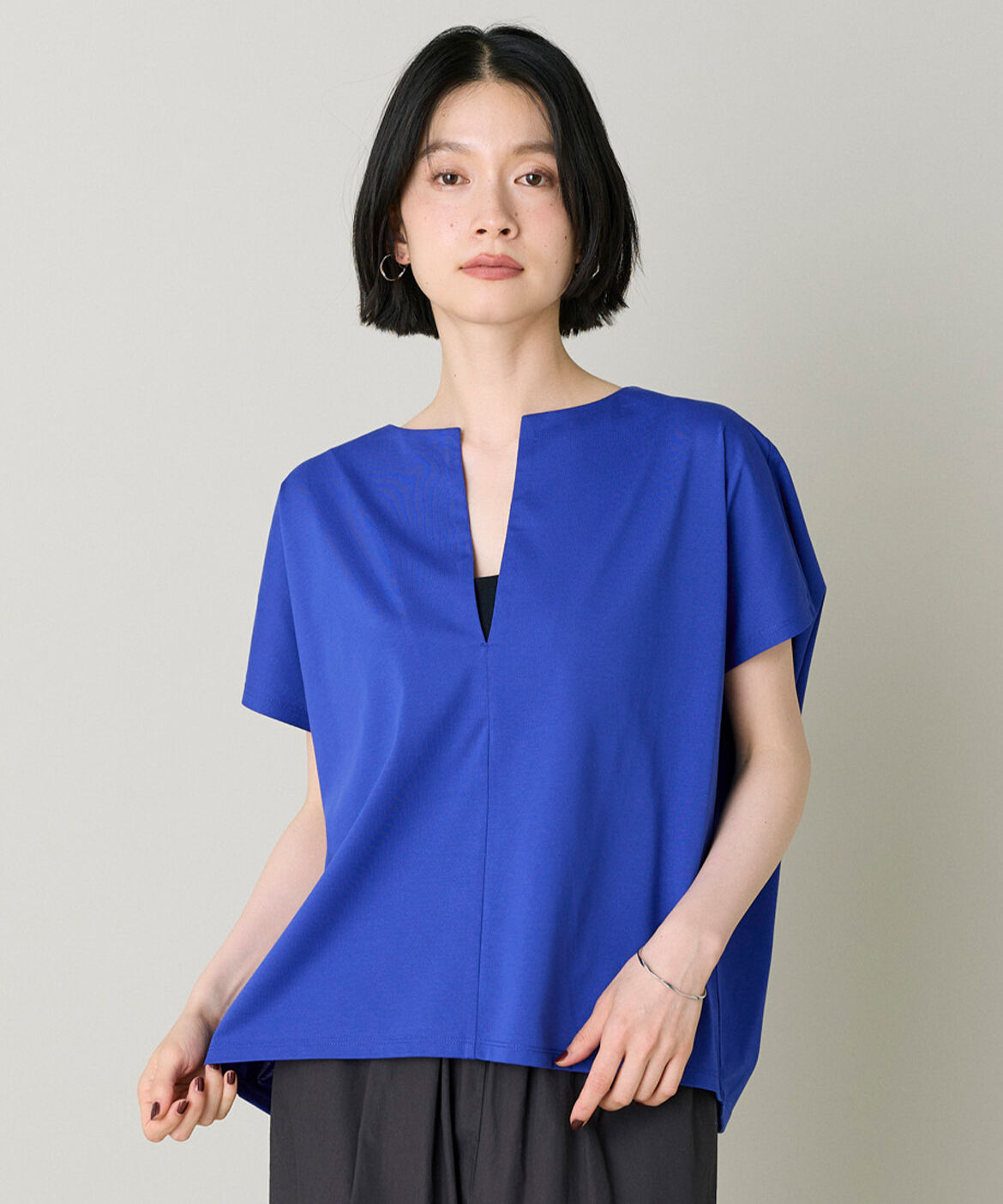 DAY by DAY it&rsquo;s international「ｷｰﾈｯｸｶｯﾄﾌﾟﾙｵｰﾊﾞｰ|すっきり魅せるｷｰﾈｯｸ､軽やか天」|Tシャツ・カットソー|