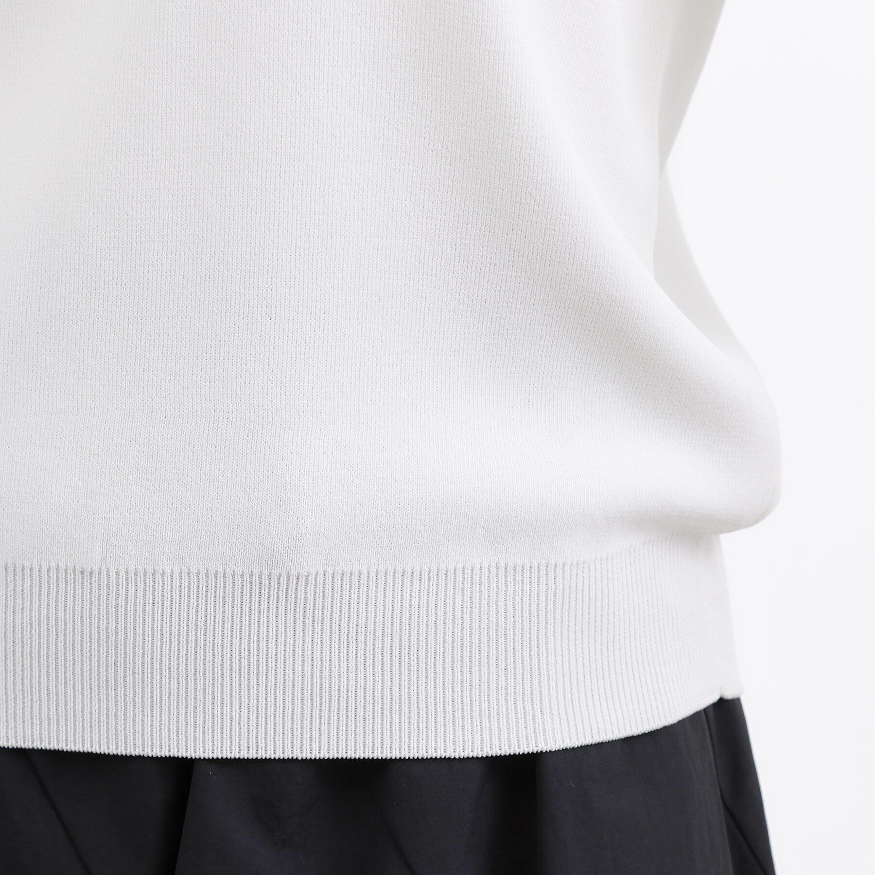 grove「【シリーズ累計36万枚/UVカット・ひんやり・洗濯機OK】やわらかドライタッチ 五分袖クルーネックニ」|ニット・セーター|