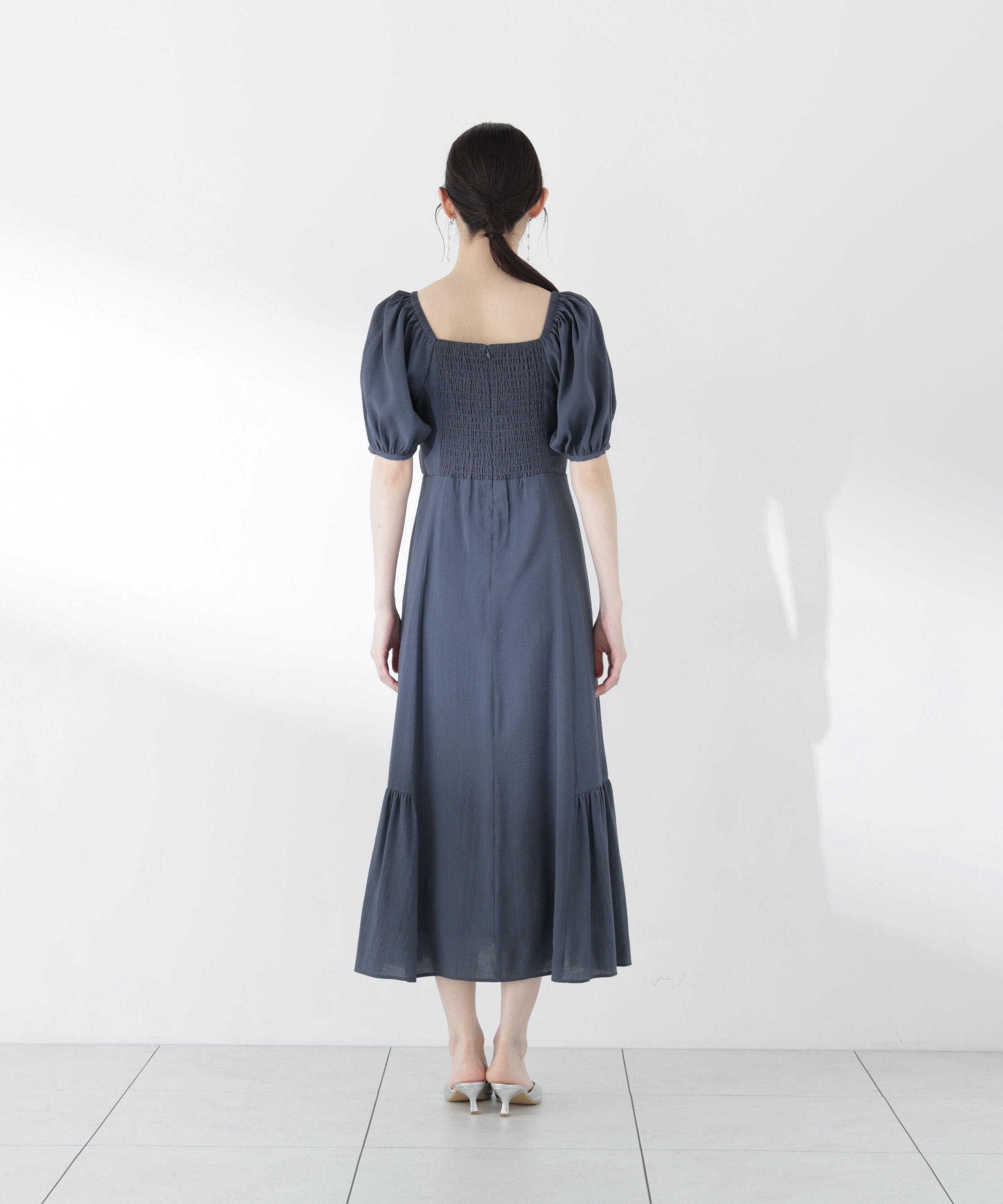 PROPORTION BODY DRESSING「フロントギャザーパフスリーブワンピース26SS」|ワンピース|
