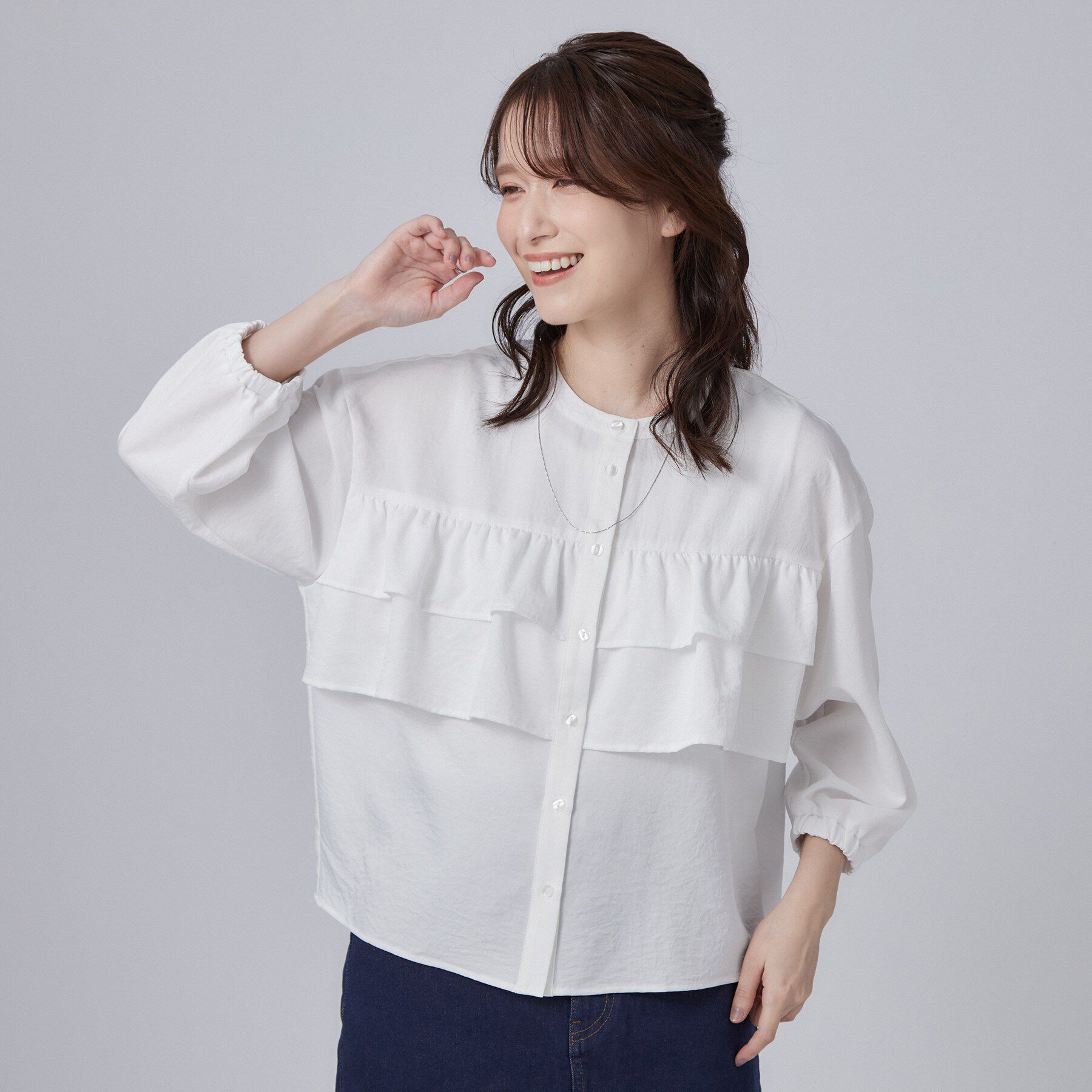 SHOO･LA･RUE「【S-LL/洗濯機可】1枚で華やか フロントティアードブラウス」|シャツ・ブラウス|