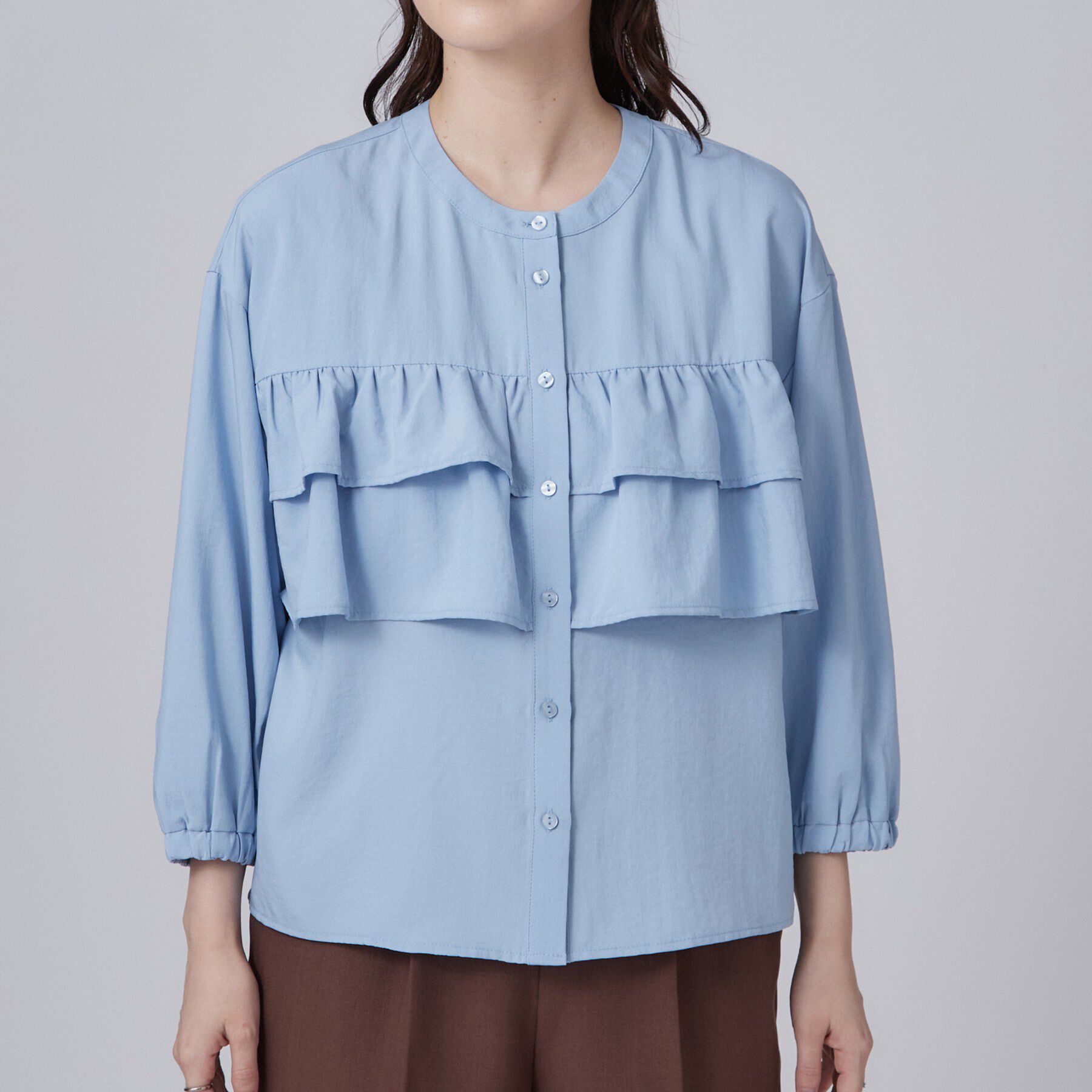 SHOO･LA･RUE「【S-LL/洗濯機可】1枚で華やか フロントティアードブラウス」|シャツ・ブラウス|