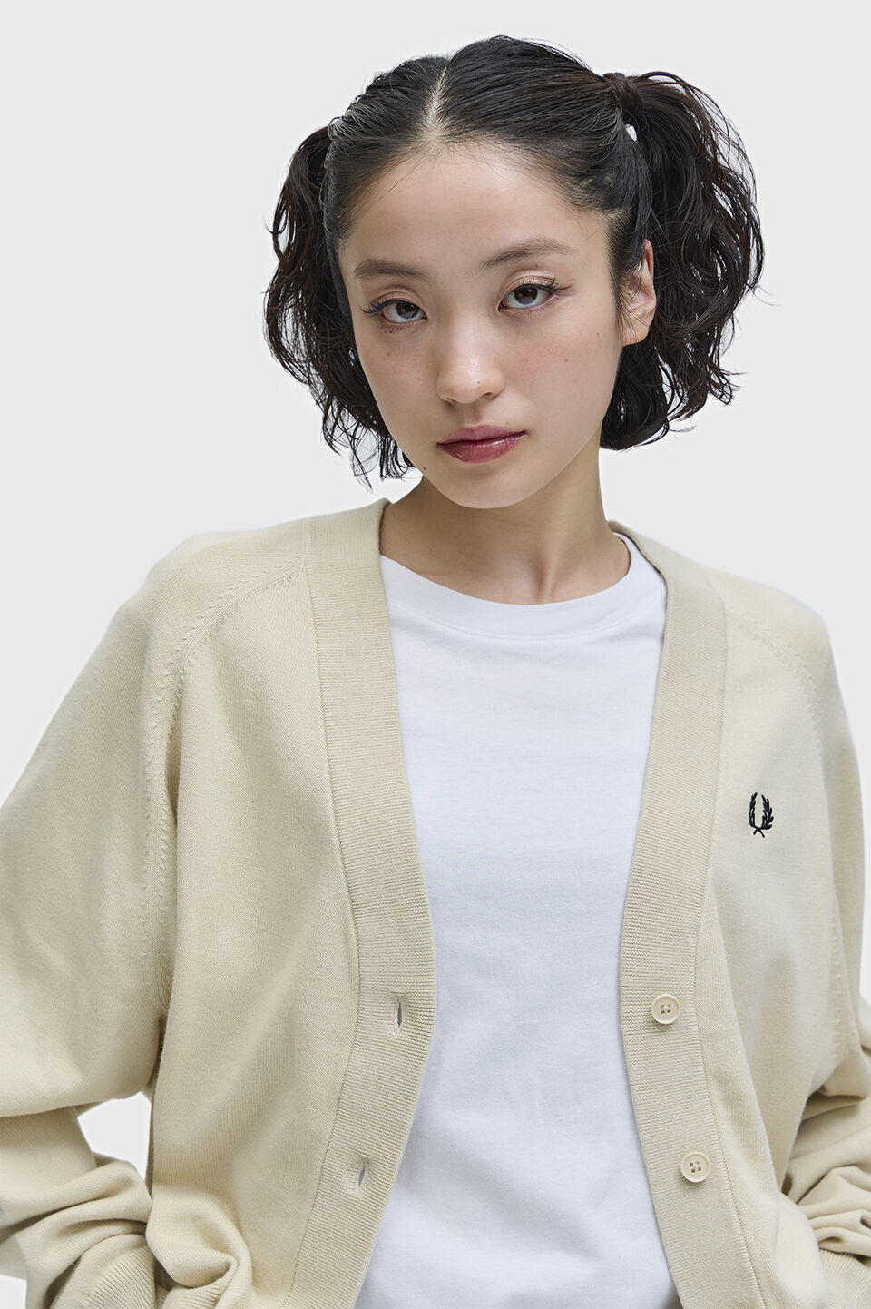 FRED PERRY 「V-Neck Cardigan／Vネックカーディガン」|カーディガン|OATMEAL