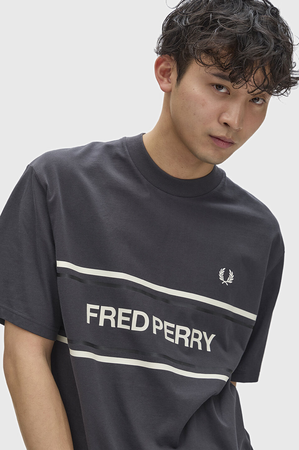 FRED PERRY 「Fred Perry Graphic T-Shirt／フレッドペリーグラフィックTシャツ」|Tシャツ・カットソー|