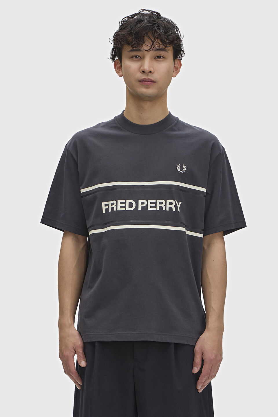 FRED PERRY 「Fred Perry Graphic T-Shirt／フレッドペリーグラフィックTシャツ」|Tシャツ・カットソー|