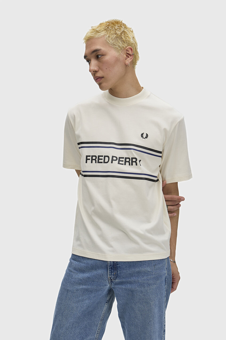 FRED PERRY 「Fred Perry Graphic T-Shirt／フレッドペリーグラフィックTシャツ」|Tシャツ・カットソー|ECRU