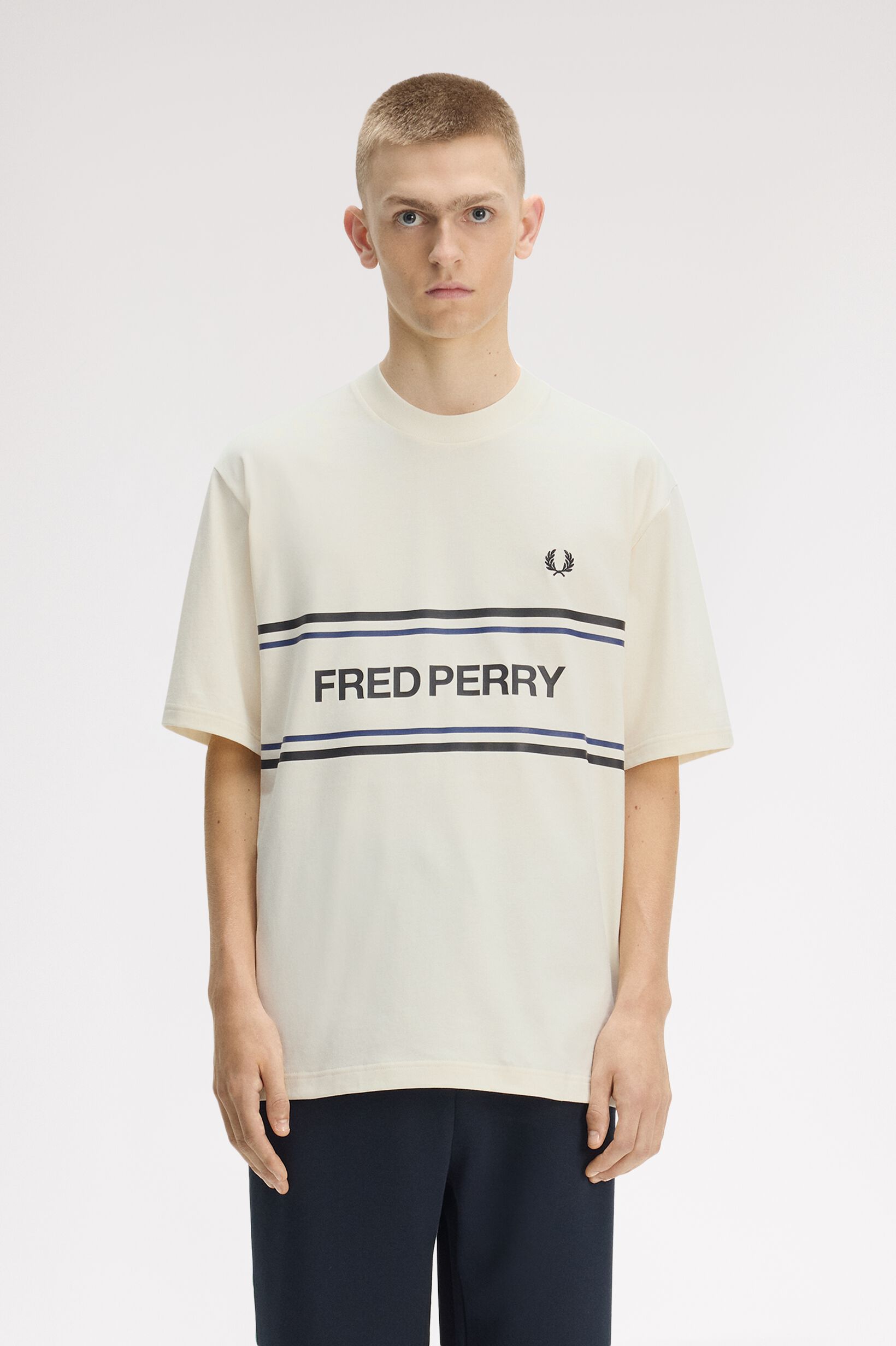 FRED PERRY 「Fred Perry Graphic T-Shirt／フレッドペリーグラフィックTシャツ」|Tシャツ・カットソー|