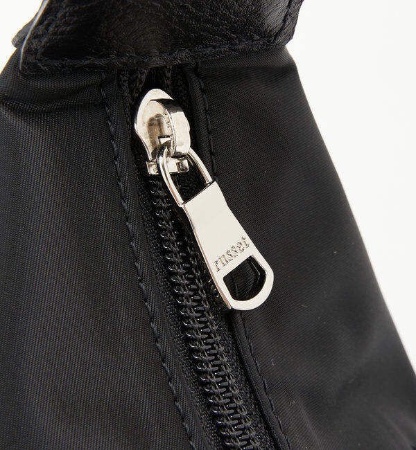  「【撥水】《軽量/200g》クラウズナイロンラウンドショルダーバッグ」|ショルダー・メッセンジャー|