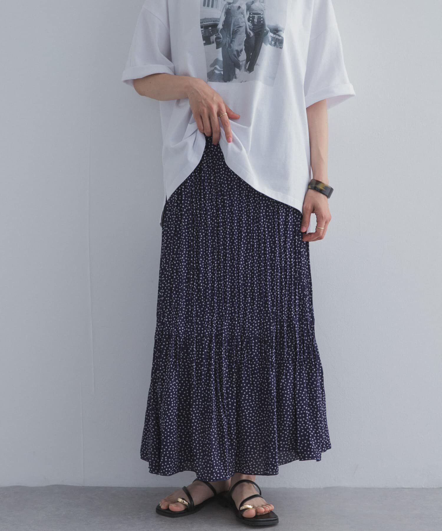 URBAN RESEARCH DOORS「フラワードットプリーツスカート」|スカート|ネイビー
