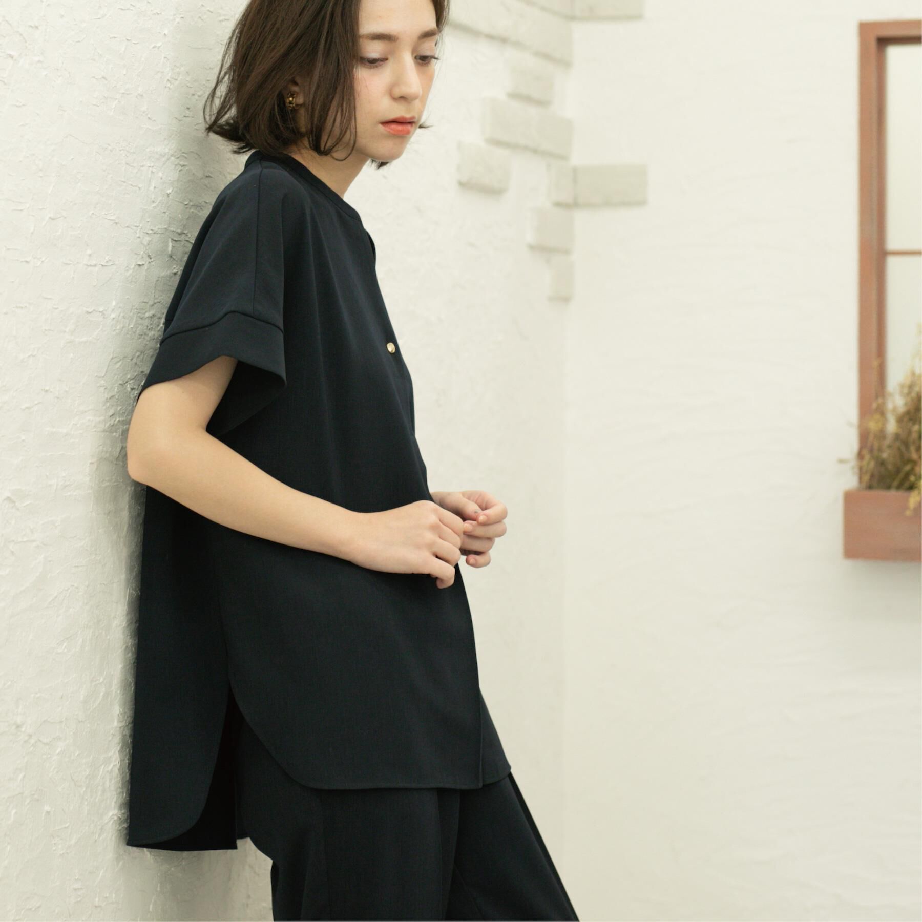 OPAQUE.CLIP「《5色展開／SS-LLサイズ》スキッパー金ボタンブラウス／セットアップ対応【防シワ／ストレッチ／洗濯」|シャツ・ブラウス|ネイビー(094)