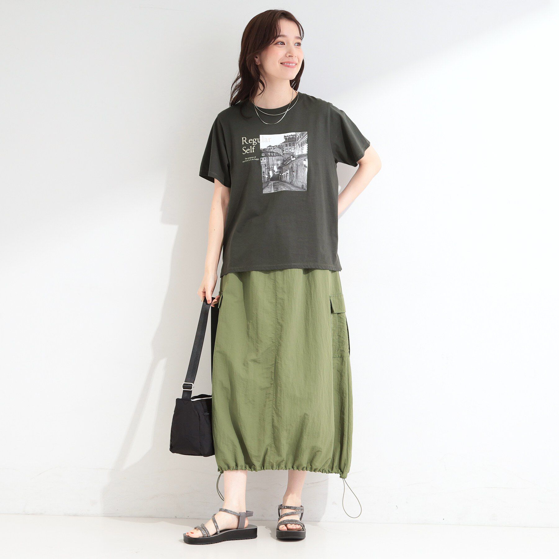 SHOO･LA･RUE「【ひんやり/S-LL/洗濯機可】真夏に着たい 大人のベーシックカラープリントTシャツ」|Tシャツ・カットソー|