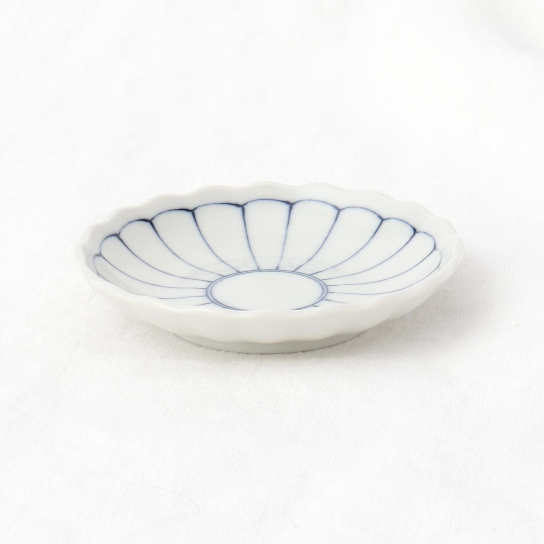 212 KITCHEN STORE「菊線 菊形小皿」|食器・キッチングッズ|その他