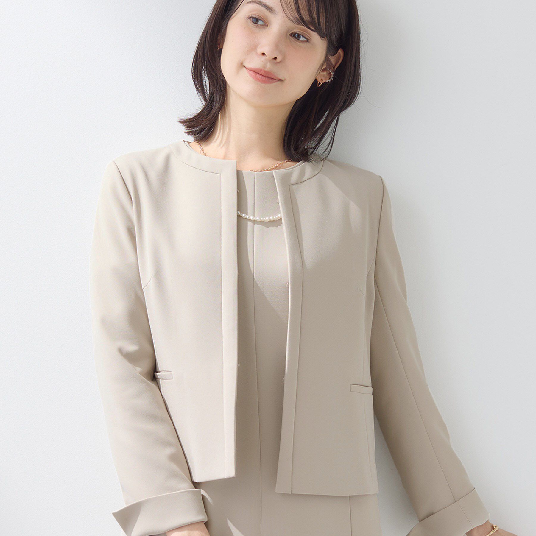 INDIVI「【上品光沢／SETUP可能】切り替えデザインジャケット」|ノーカラージャケット|