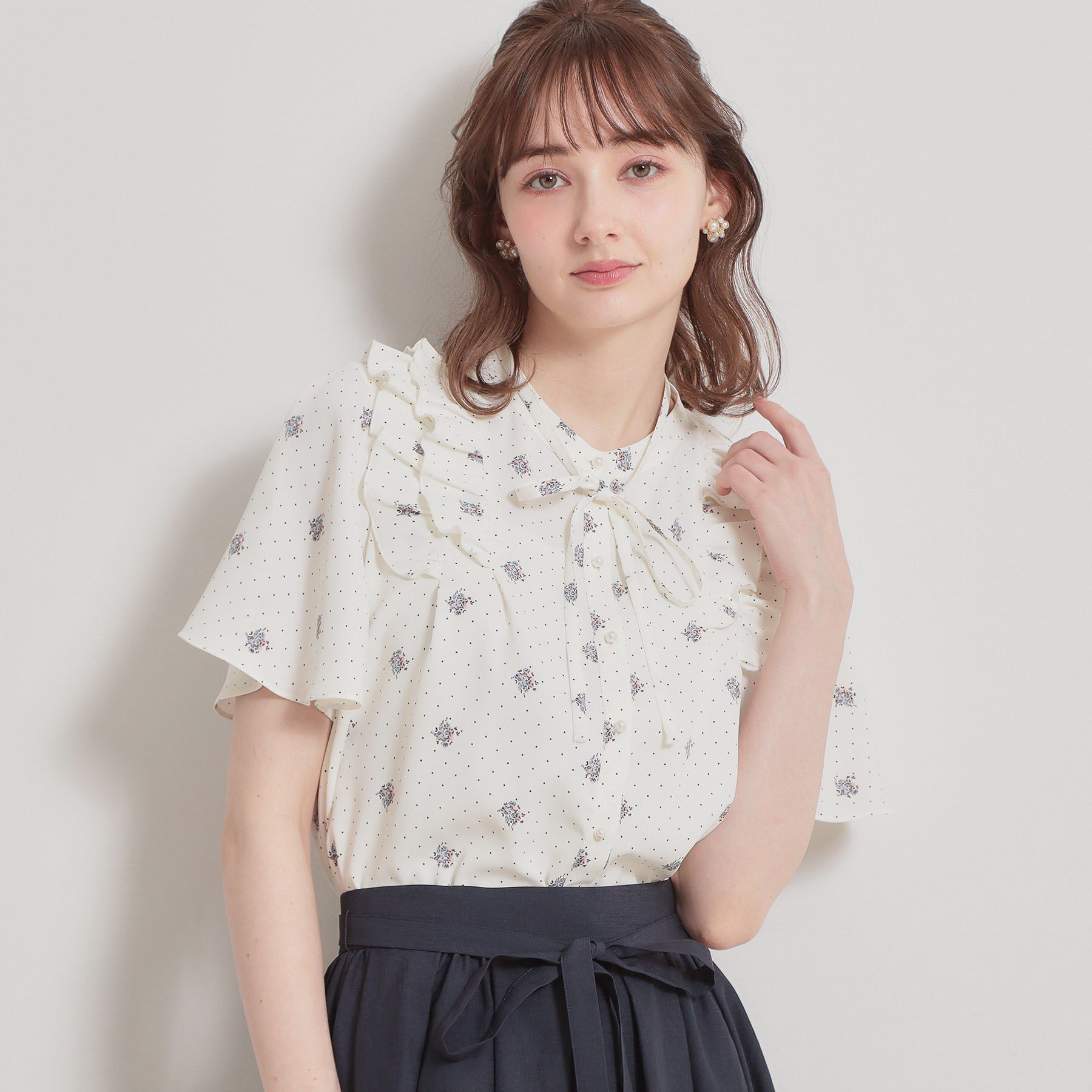Couture broach「【洗える】ドットフラワー ブラウス」|シャツ・ブラウス|