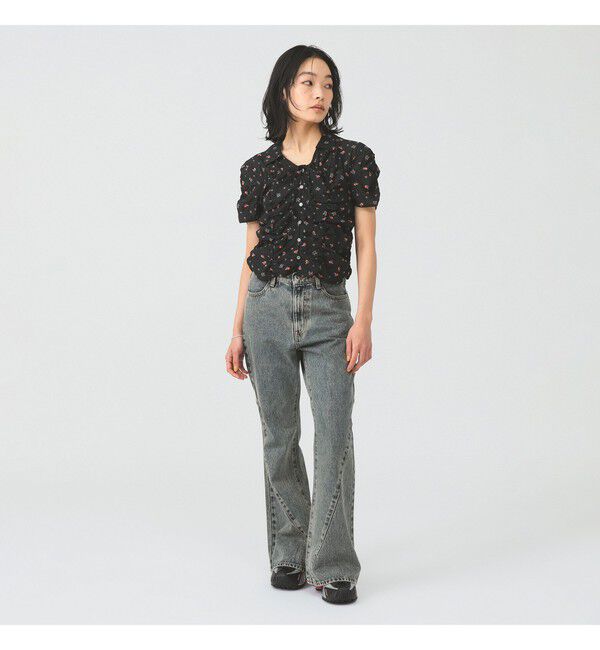 Ray BEAMS 「フラワー プリント シャーリング シャツ　　26SS  花柄 ショート丈 洗える イージーケア 夏 ブラウス」|シャツ・ブラウス|