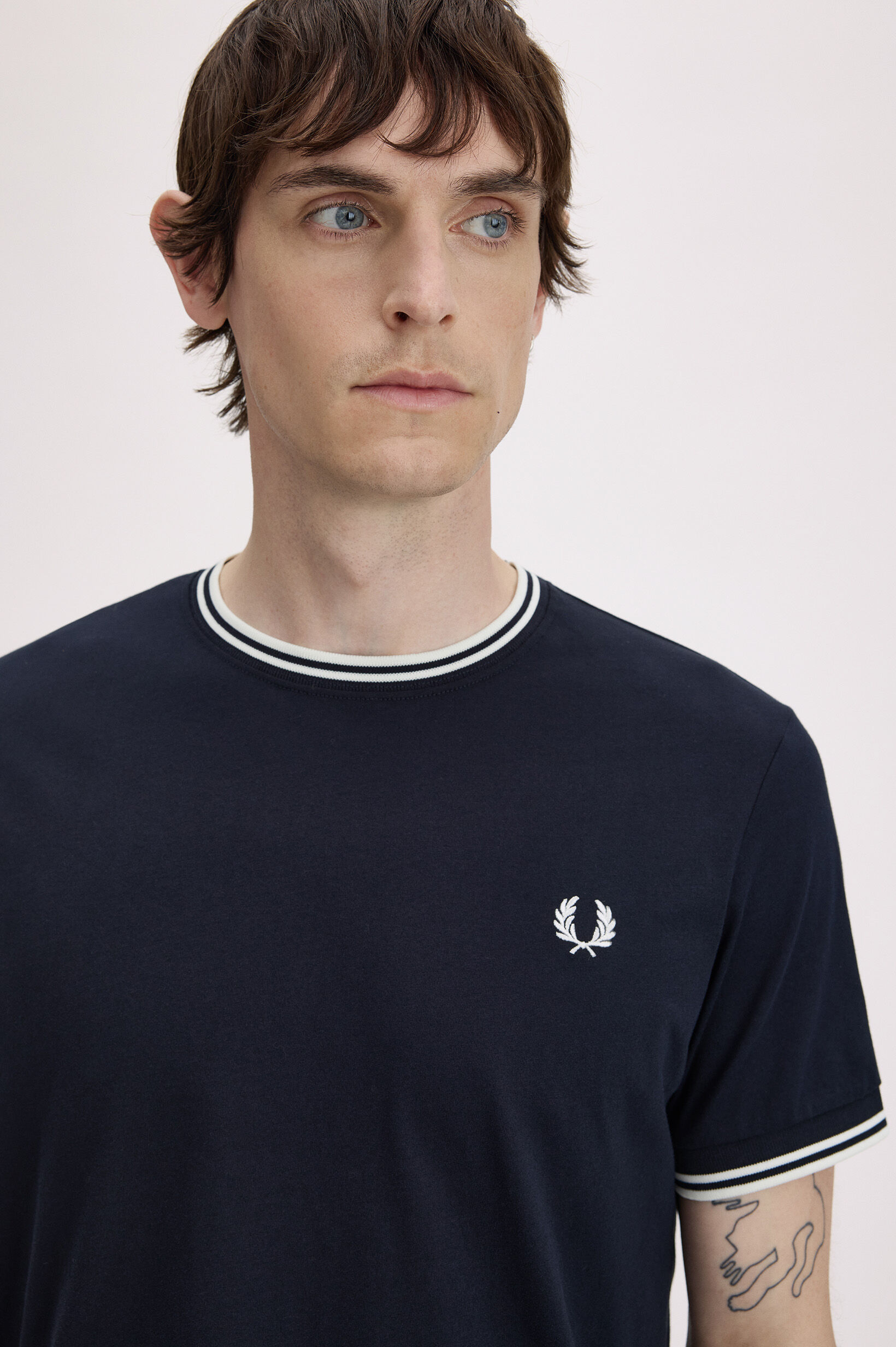 FRED PERRY 「Twin Tipped T-Shirt／ティップラインTシャツ M1588」|Tシャツ・カットソー|