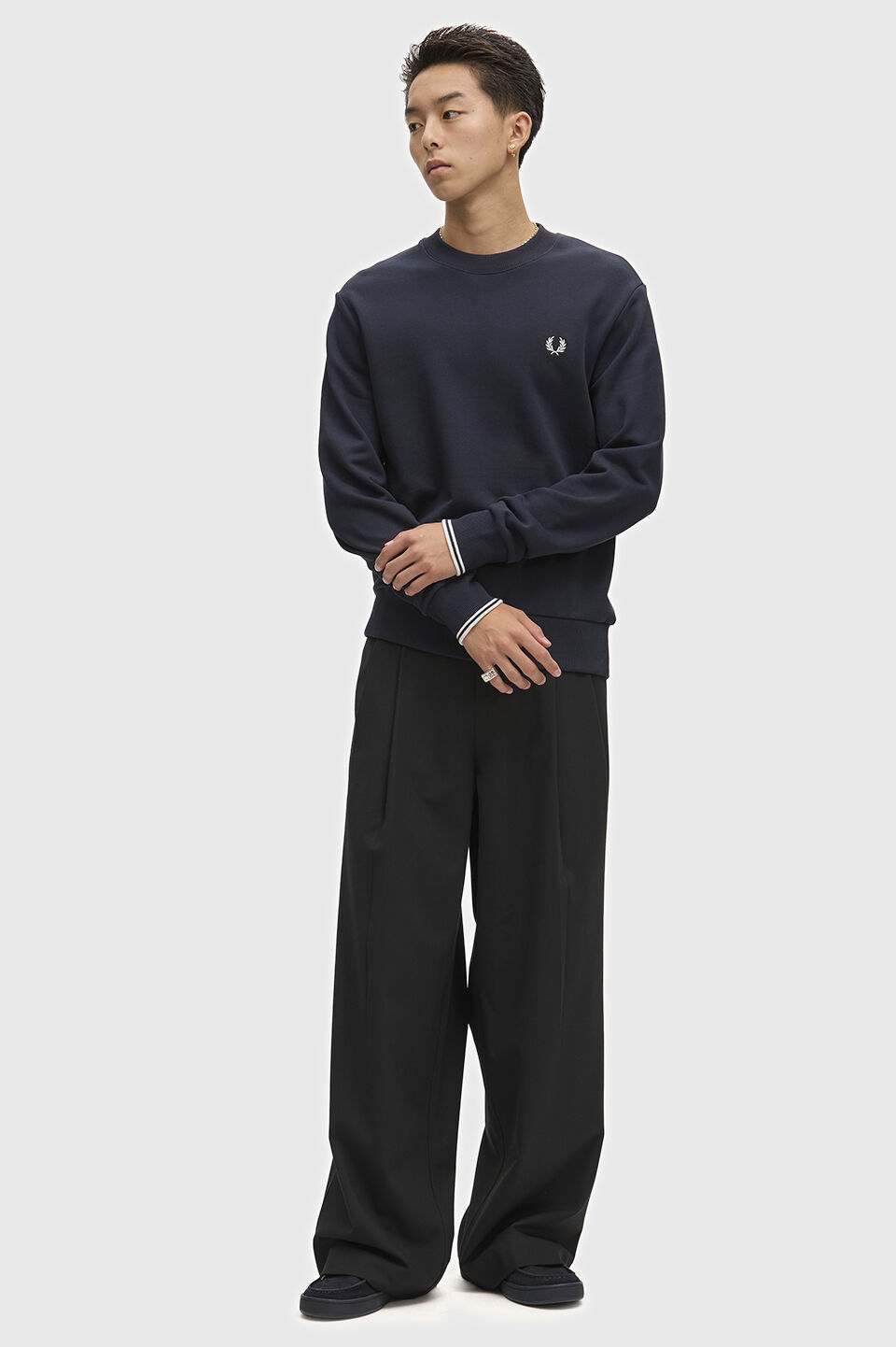 FRED PERRY 「FRED PERRY／Crew Neck Sweatshirt／フレッドペリースウェットシャツ」|Tシャツ・カットソー|