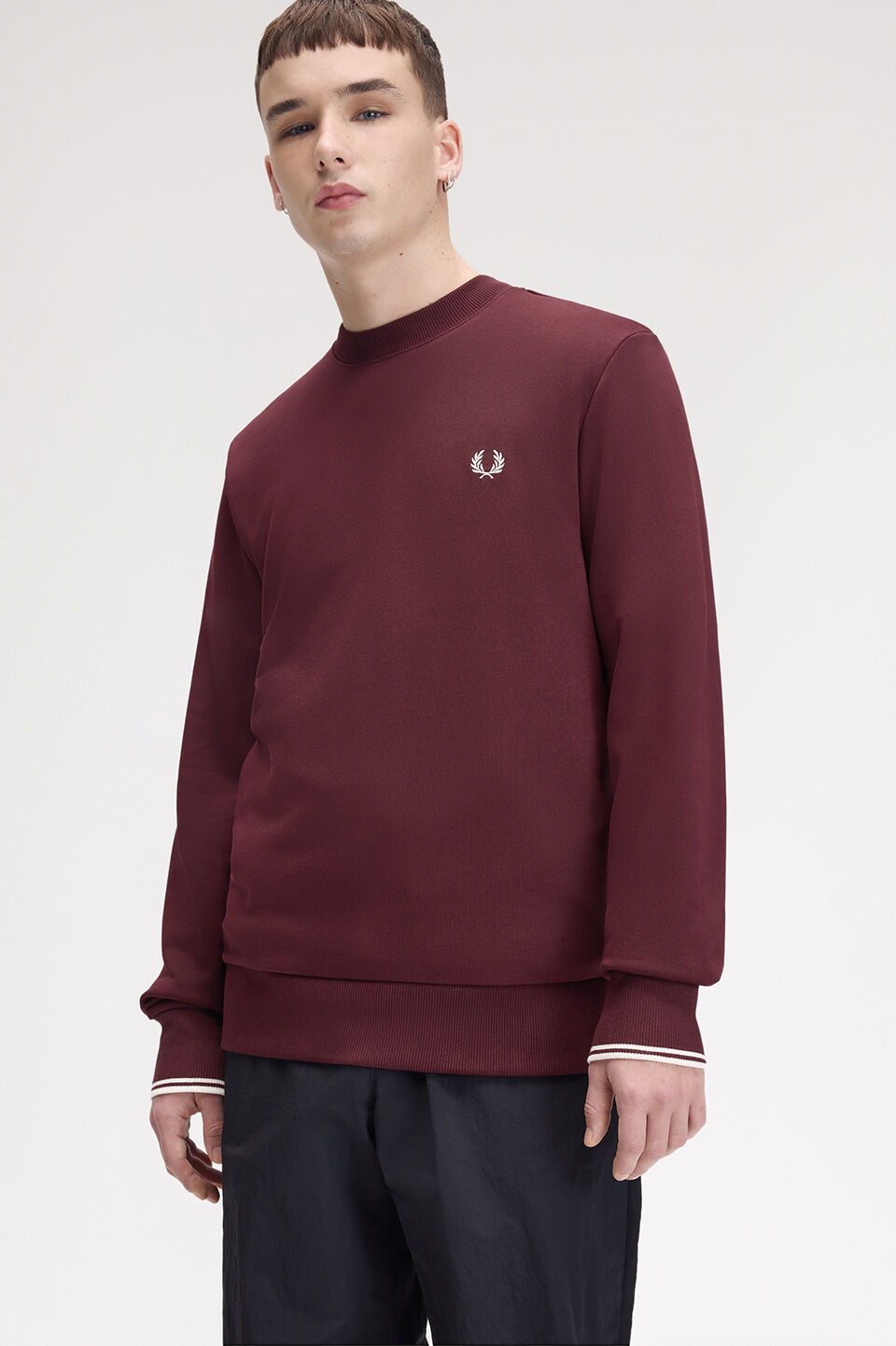 FRED PERRY 「FRED PERRY／Crew Neck Sweatshirt／フレッドペリースウェットシャツ」|Tシャツ・カットソー|