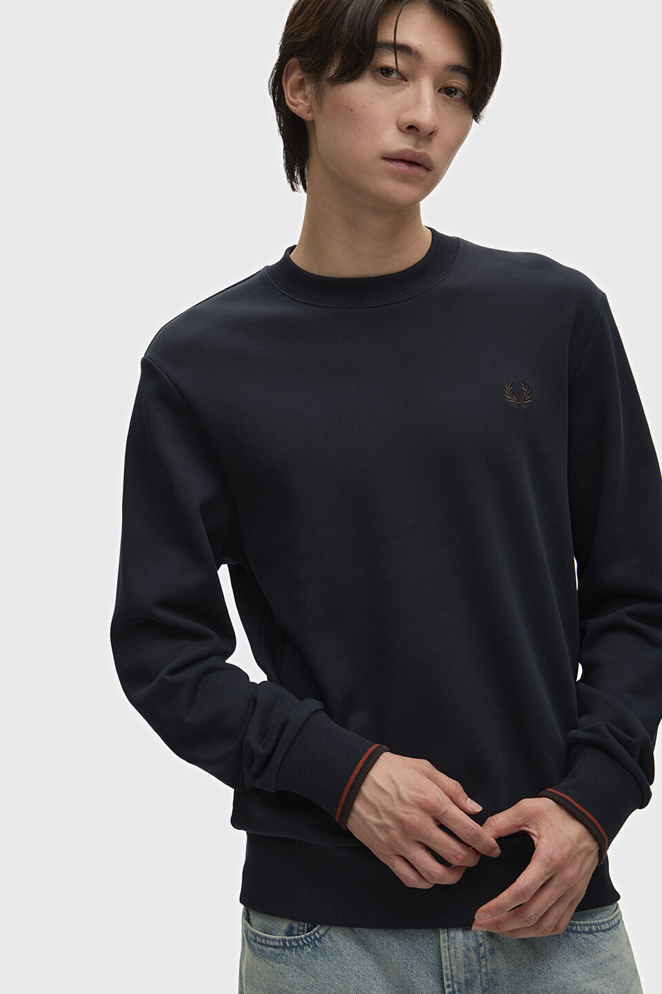 FRED PERRY 「FRED PERRY／Crew Neck Sweatshirt／フレッドペリースウェットシャツ」|Tシャツ・カットソー|NAVY/RICHBROWN