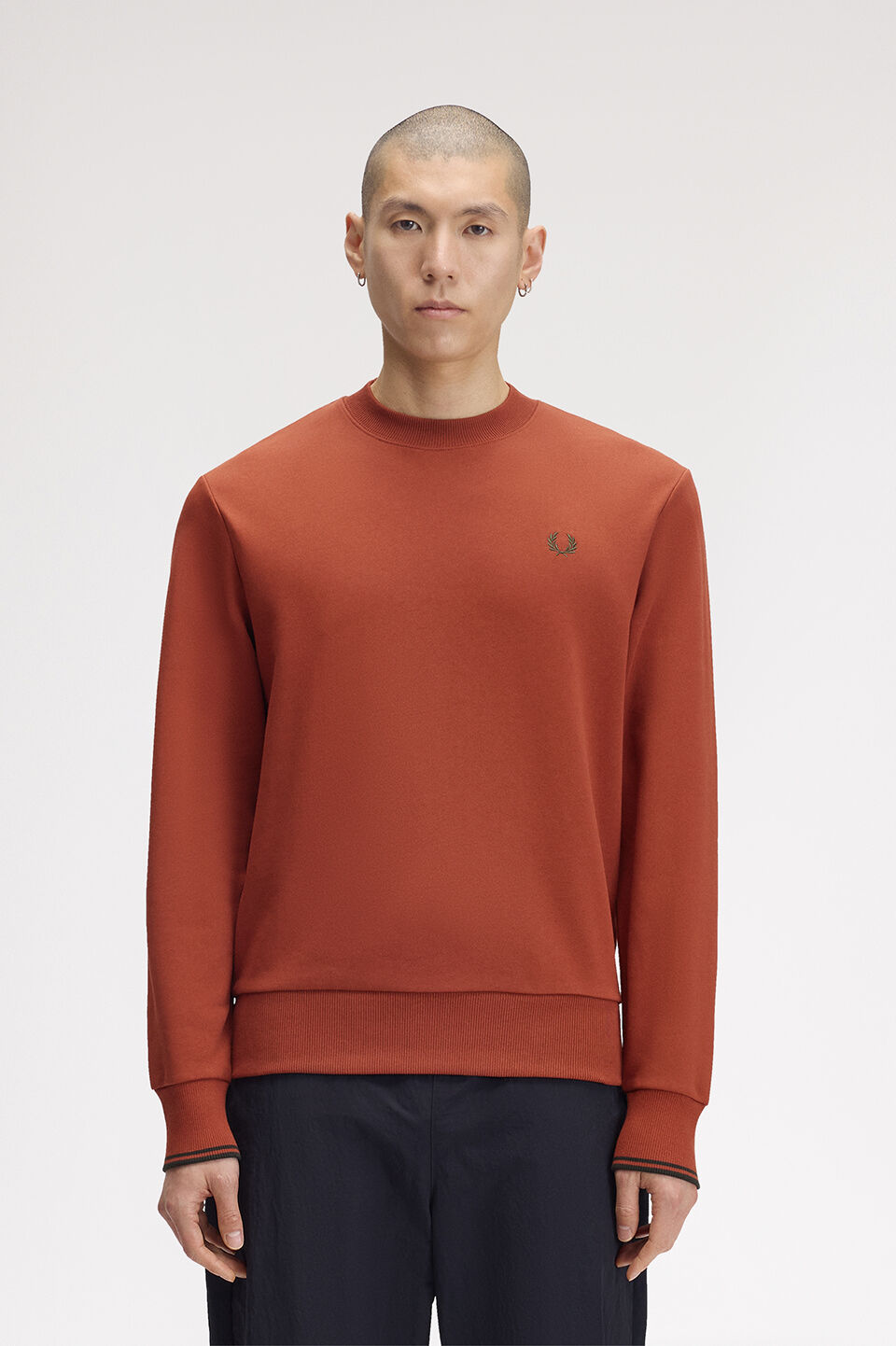 FRED PERRY 「FRED PERRY／Crew Neck Sweatshirt／フレッドペリースウェットシャツ」|Tシャツ・カットソー|