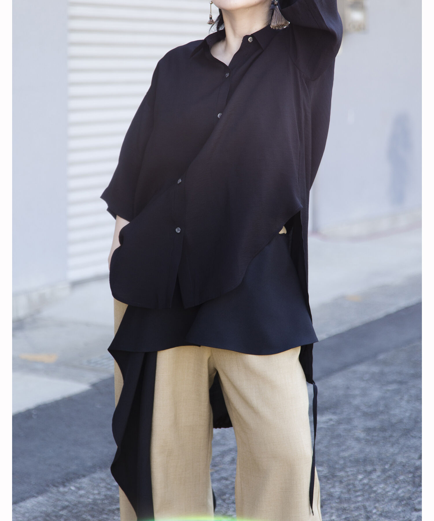  「【WEB限定アイテム】ﾊﾞｯｸﾛﾝｸﾞｷﾞｬｻﾞｰﾌﾞﾗｳｽ」|シャツ・ブラウス|