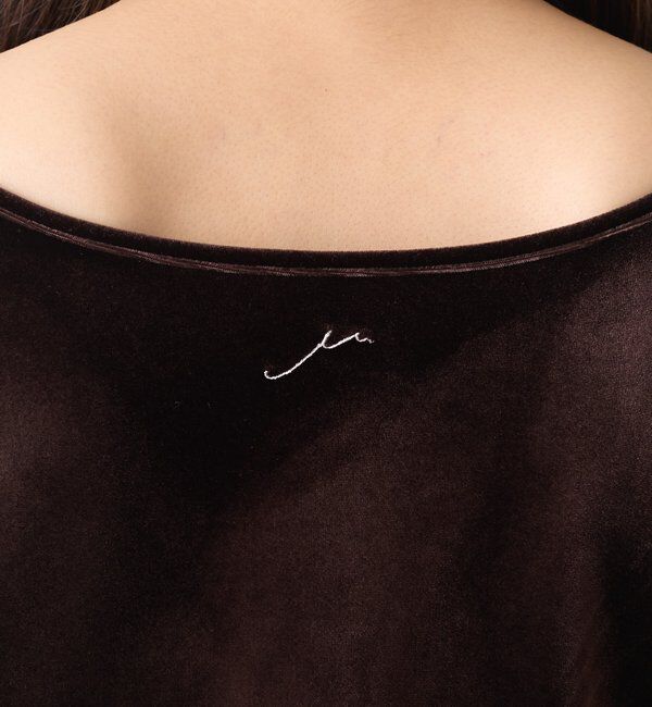  「【Nuel/ヌエル】バック刺繍ベロアカットソー」|Tシャツ・カットソー|