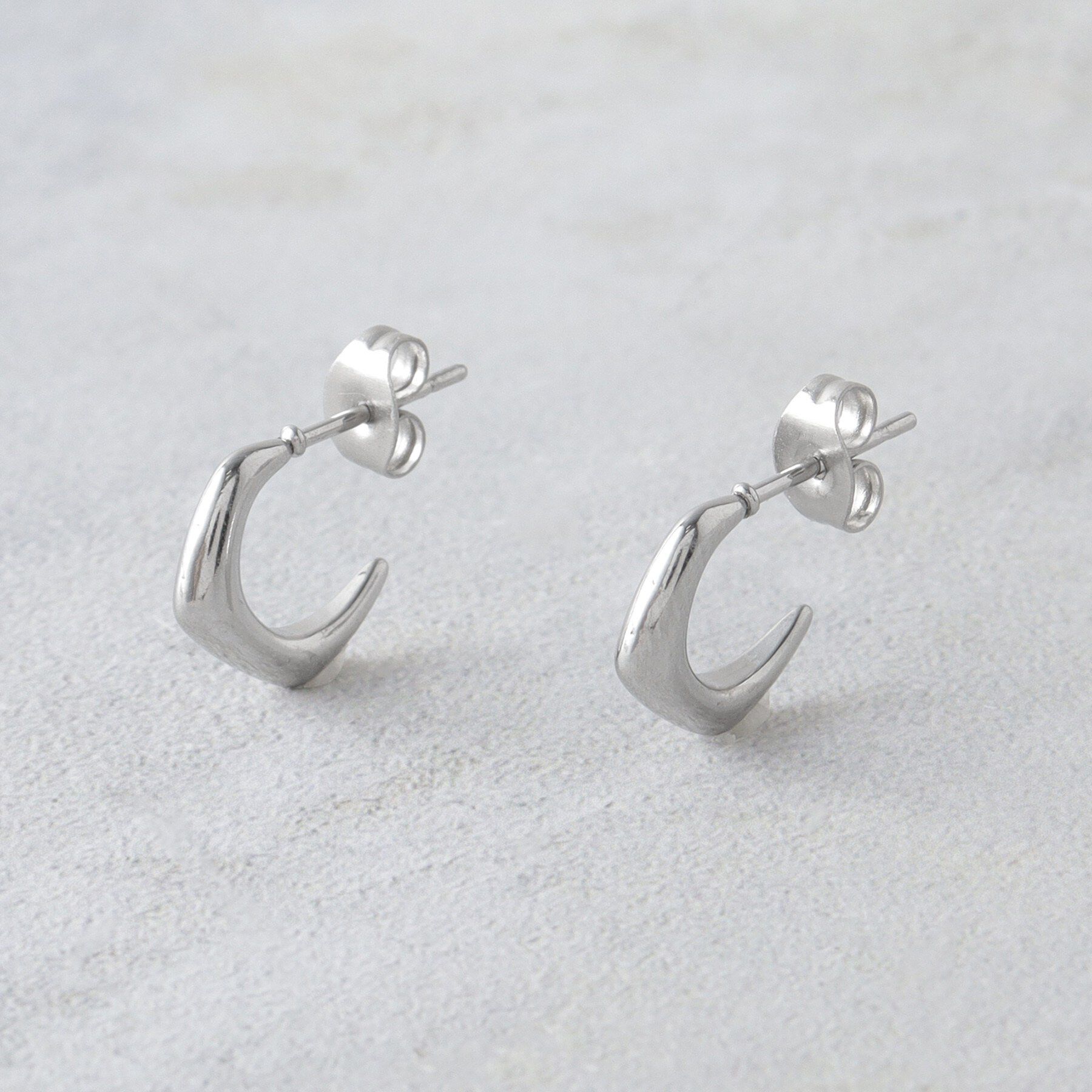 tk.TAKEO KIKUCHI「【ステンレス】デザインフープピアス」|ピアス|
