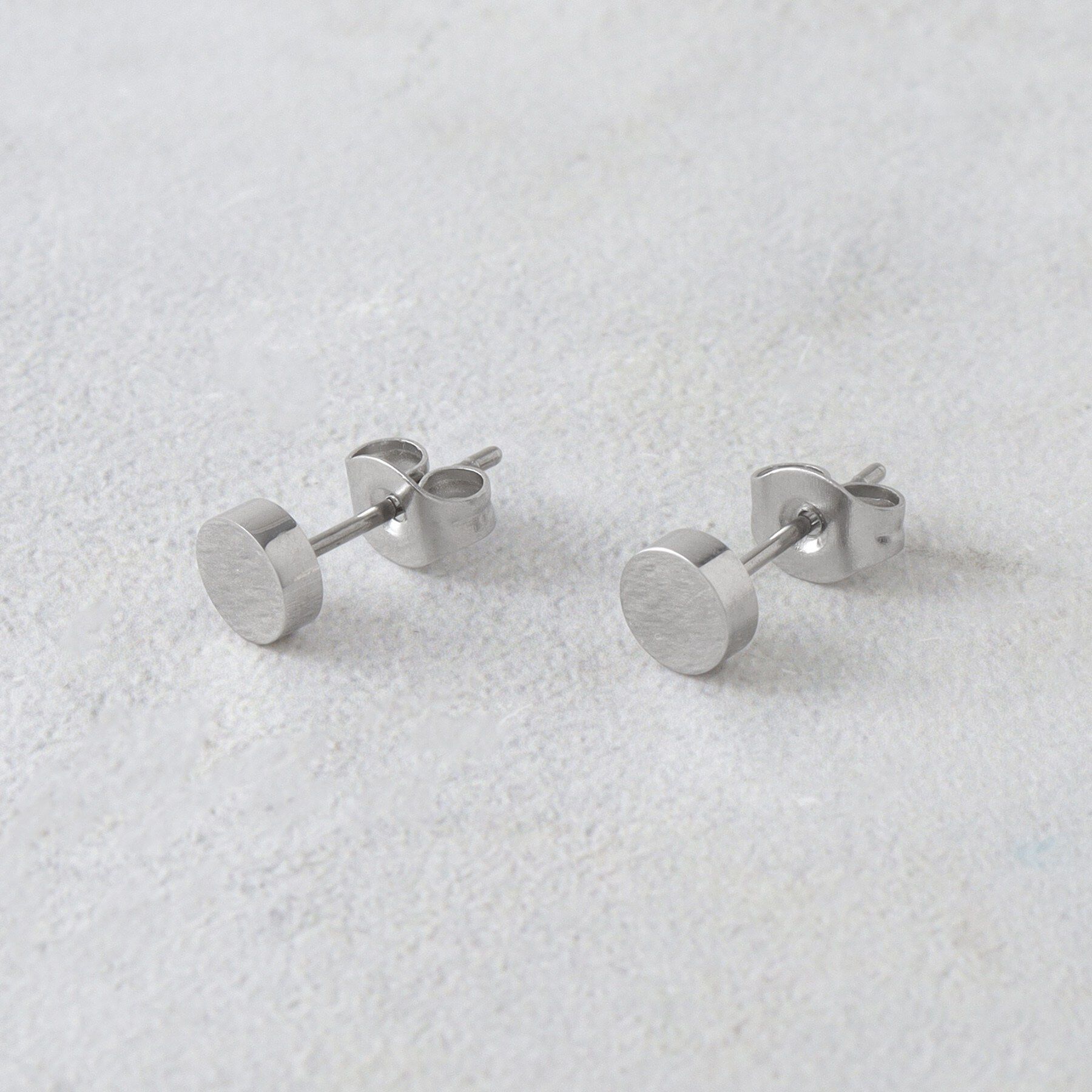 tk.TAKEO KIKUCHI「【ステンレス】ドットピアス」|ピアス|