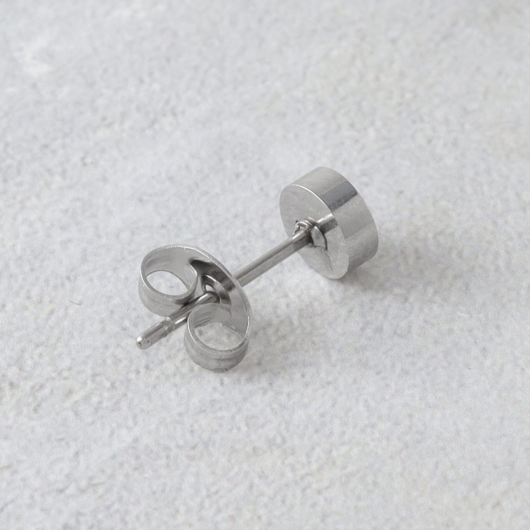 tk.TAKEO KIKUCHI「【ステンレス】ドットピアス」|ピアス|
