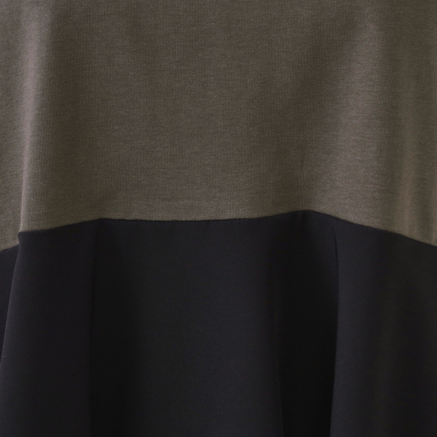 OPAQUE.CLIP「配色フハクドッキングペプラムトップス【洗濯機洗い可／抗ピル】」|Tシャツ・カットソー|