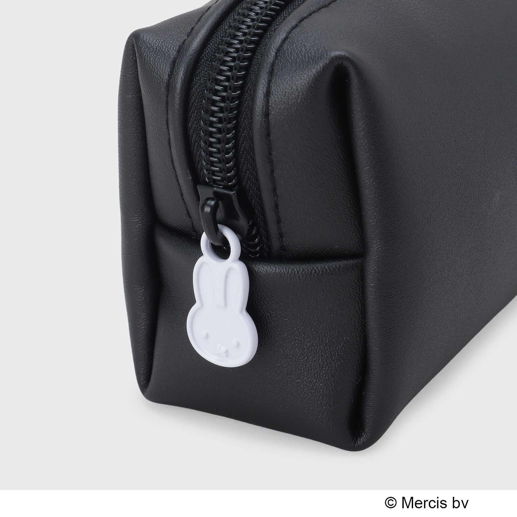 OPAQUE.CLIP「◆【miffy】トラベルポーチセット」|ポーチ|