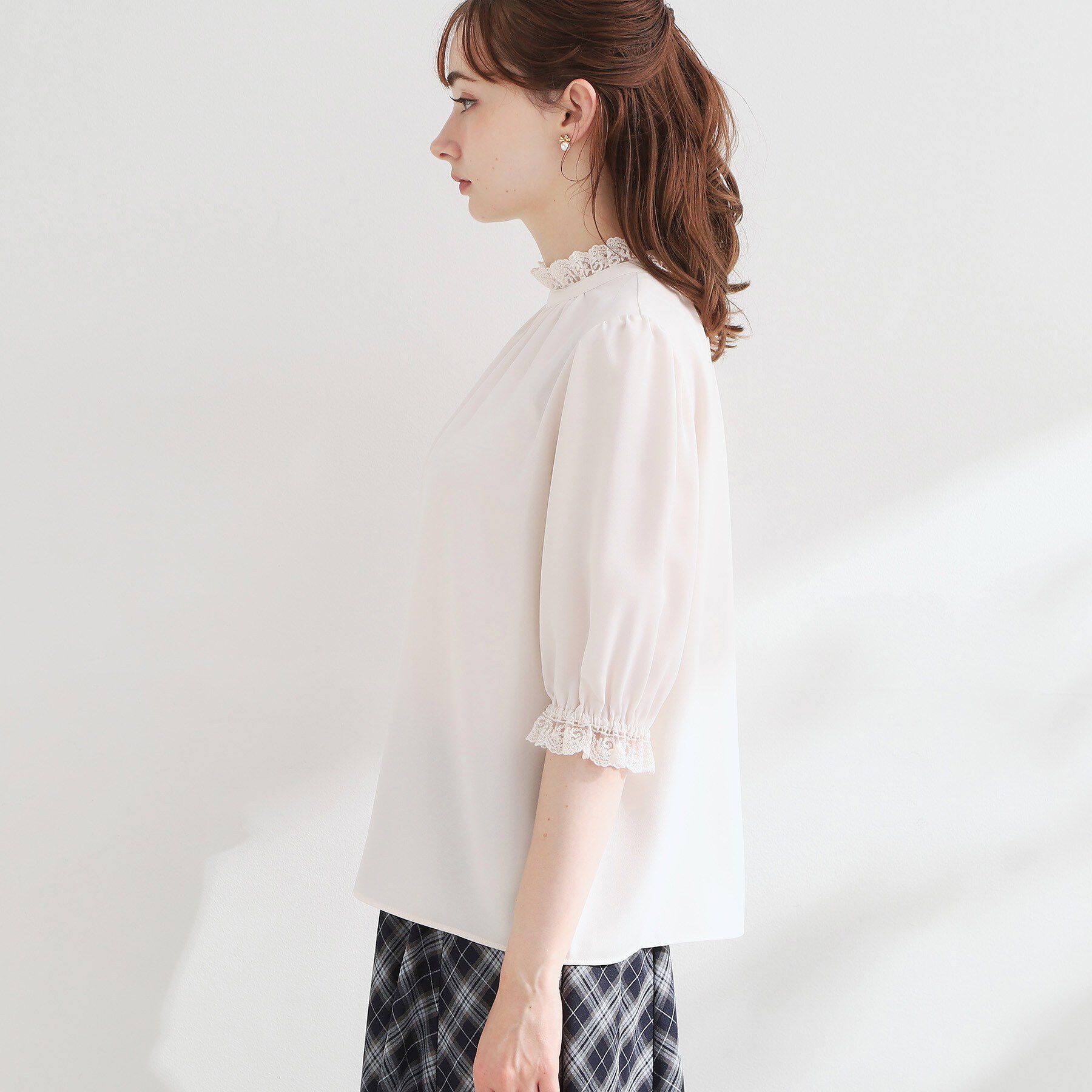Couture broach「【大人上品・前後2WAY】エンブロレース 5分袖ブラウス【洗濯機可】」|シャツ・ブラウス|