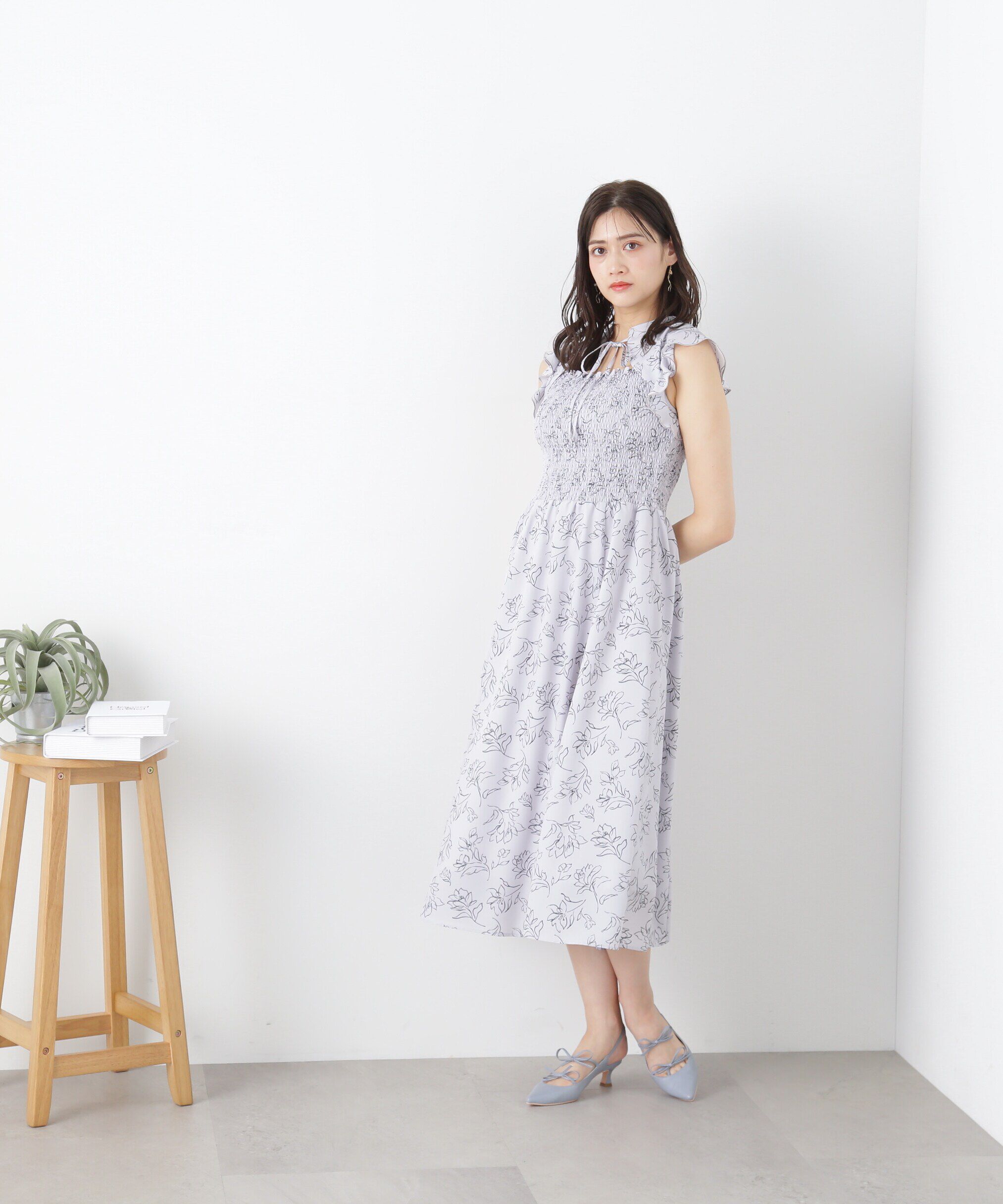  「ラインフラワープリントワンピース　WEB限定カラー：ホワイトグリーン」|ワンピース|